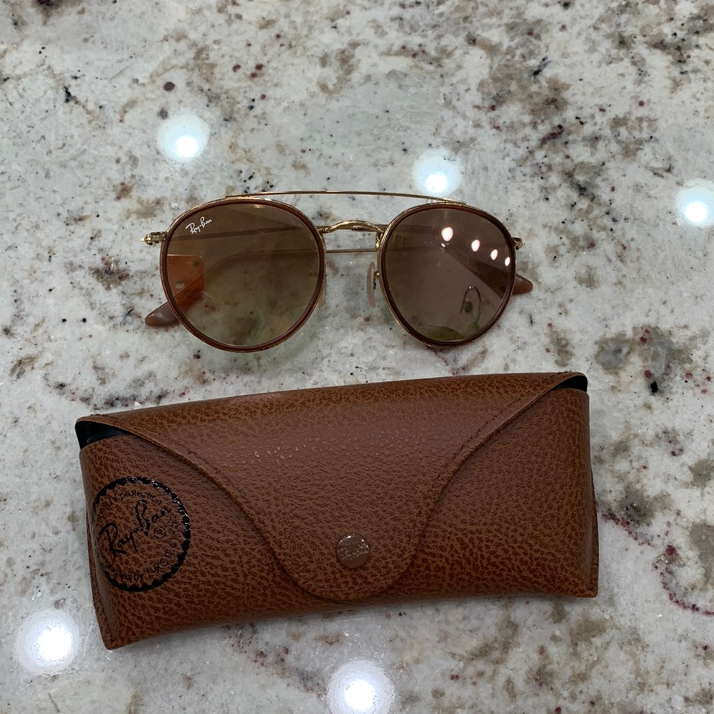 Pink rayban sunglasses